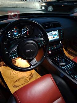 جاگوار XE
